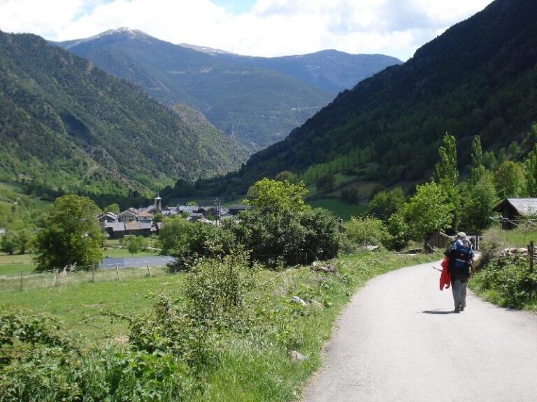 Arribant a Areu