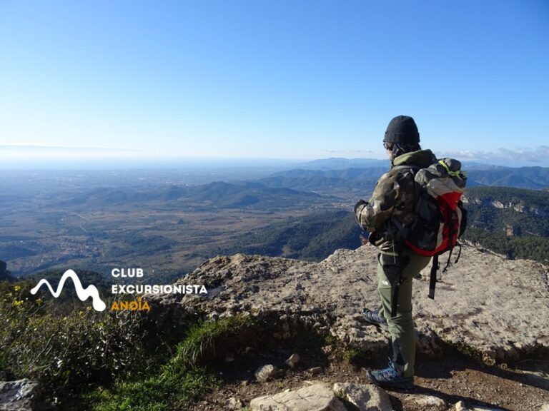 Resum de cròniques pertanyents als darrers dotze mesos de l’activitat del Club Excursionista Anoia