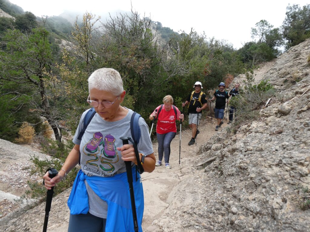 S’assoleix el cim de Sant Jeroni de Montserrat (1245mts) per commemorar el 25è aniversari del Club Excursionista Anoia