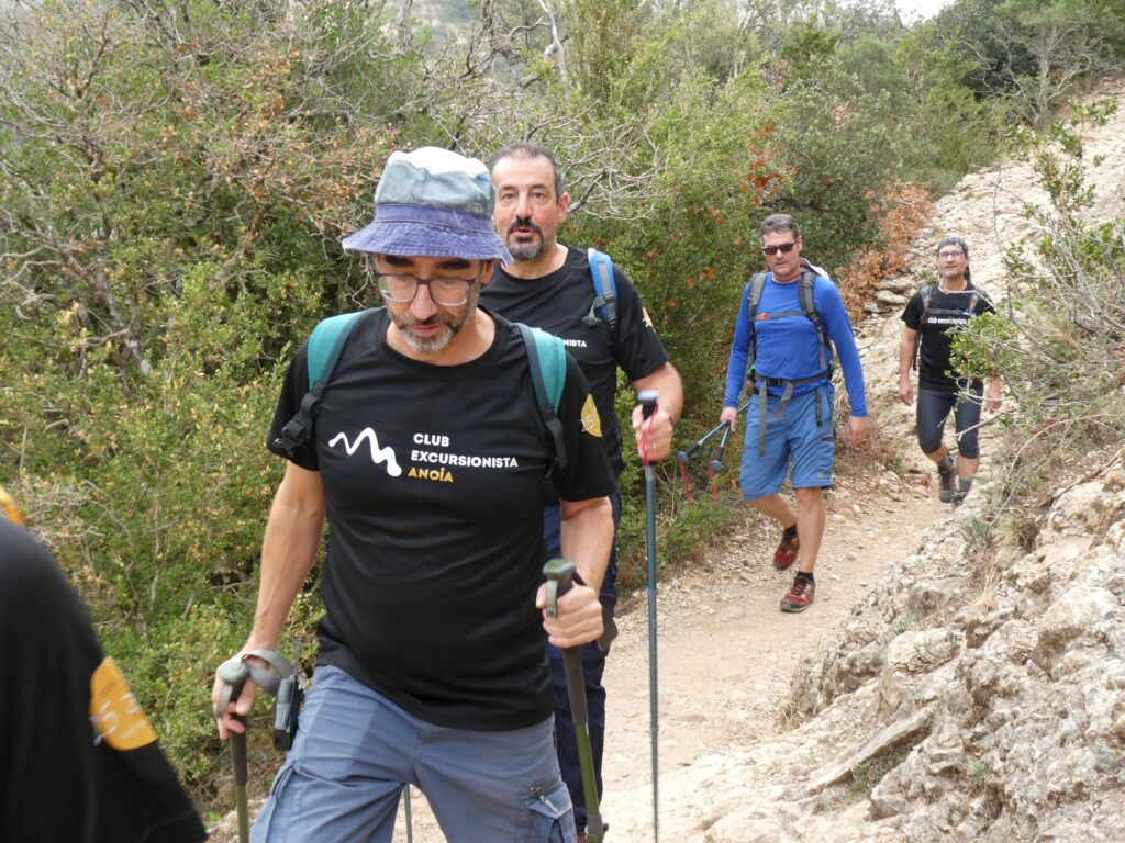 S’assoleix el cim de Sant Jeroni de Montserrat (1245mts) per commemorar el 25è aniversari del Club Excursionista Anoia