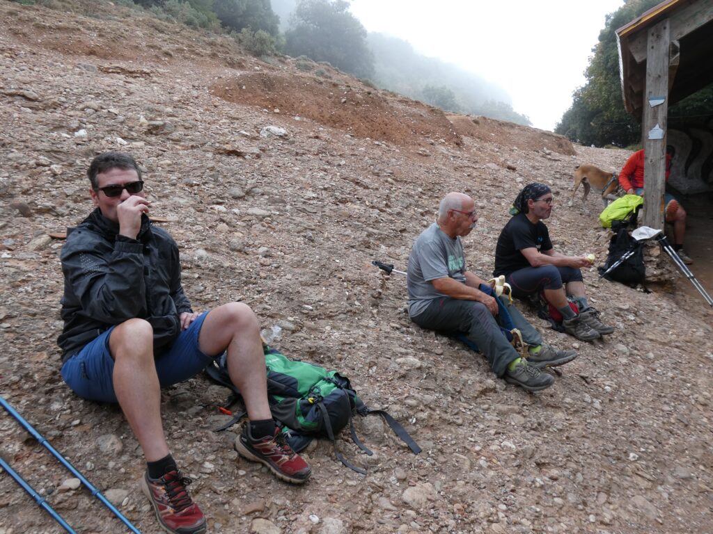 S’assoleix el cim de Sant Jeroni de Montserrat (1245mts) per commemorar el 25è aniversari del Club Excursionista Anoia