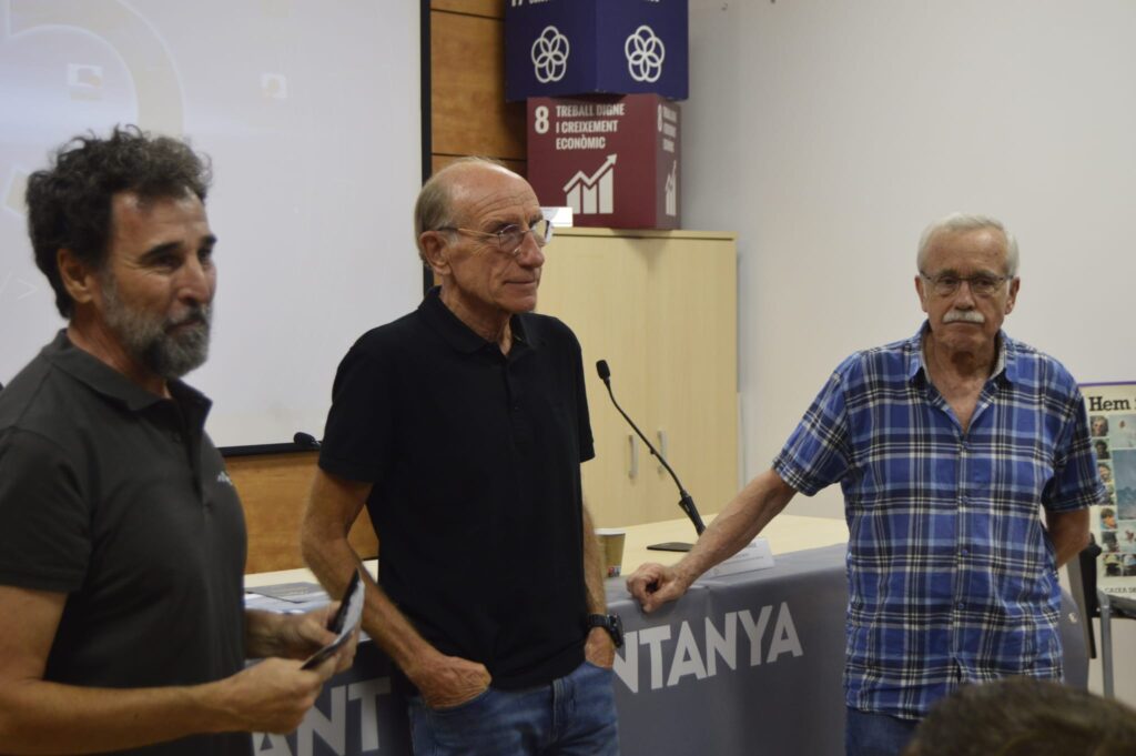 Tarda emotiva per a donar el tret de sortida als actes de celebració del 25è aniversari del Club Excursionista Anoia.