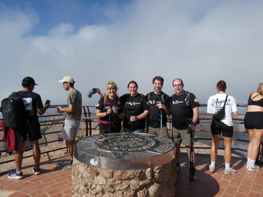 S’assoleix el cim de Sant Jeroni de Montserrat (1245mts) per commemorar el 25è aniversari del Club Excursionista Anoia
