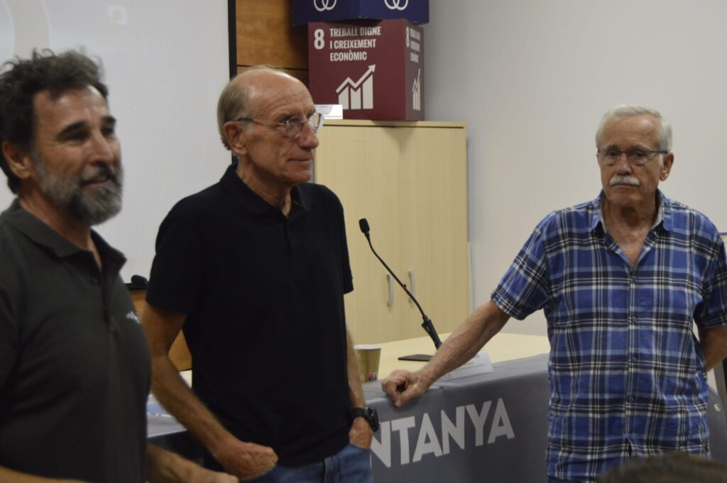 Tarda emotiva per a donar el tret de sortida als actes de celebració del 25è aniversari del Club Excursionista Anoia.