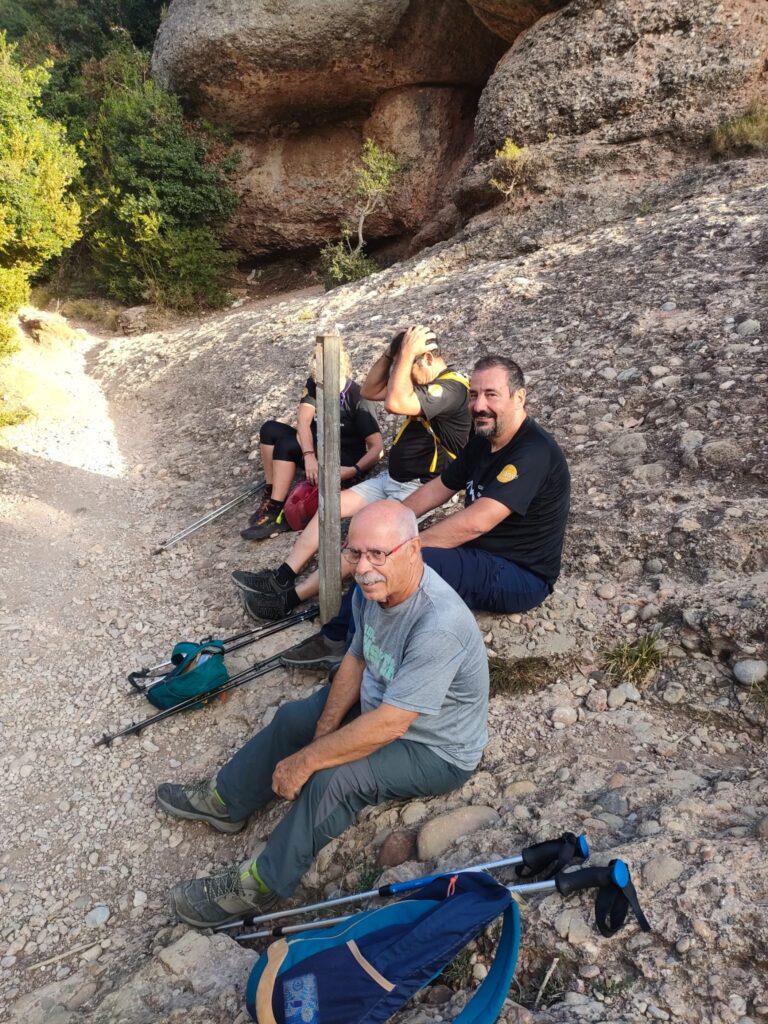 S’assoleix el cim de Sant Jeroni de Montserrat (1245mts) per commemorar el 25è aniversari del Club Excursionista Anoia